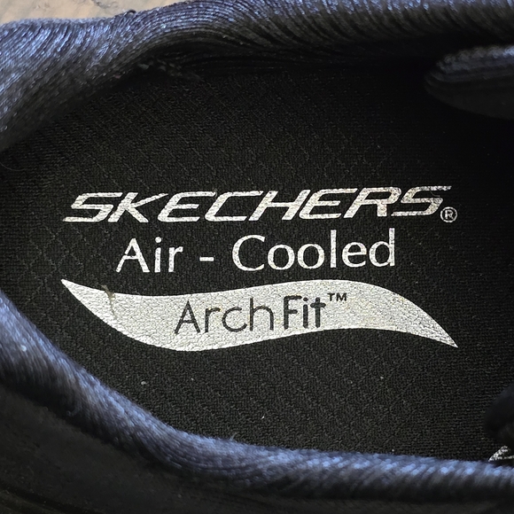 Skechers Black Arch Fit Sneakers - Picture 8 of 9
